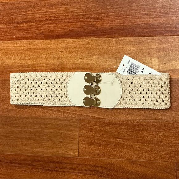 Betsy Johnson Crocheted Belt - Picture 1 of 3